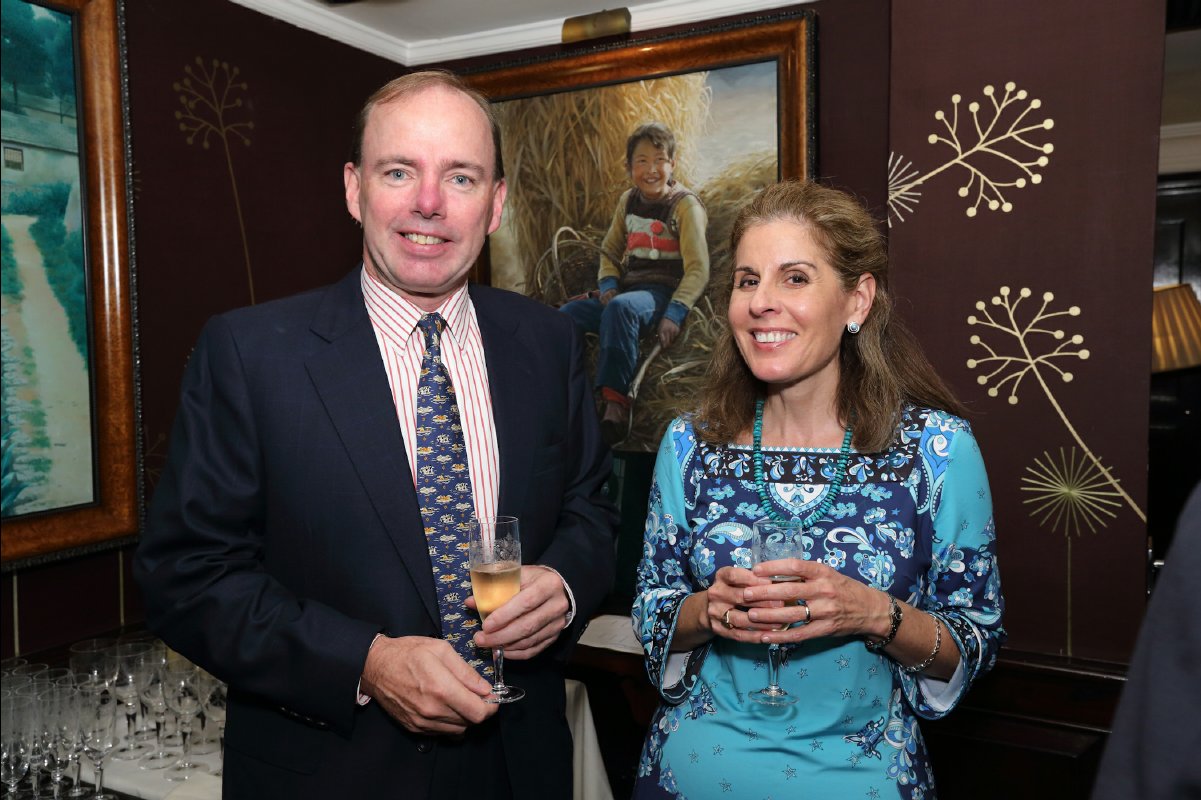 20121105 Trinity Dinner in HK with Sir Gregory Winter02